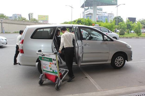 Hướng dẫn kinh nghiệm đi Nội Bài Taxi giá hợp túi tiền bạn